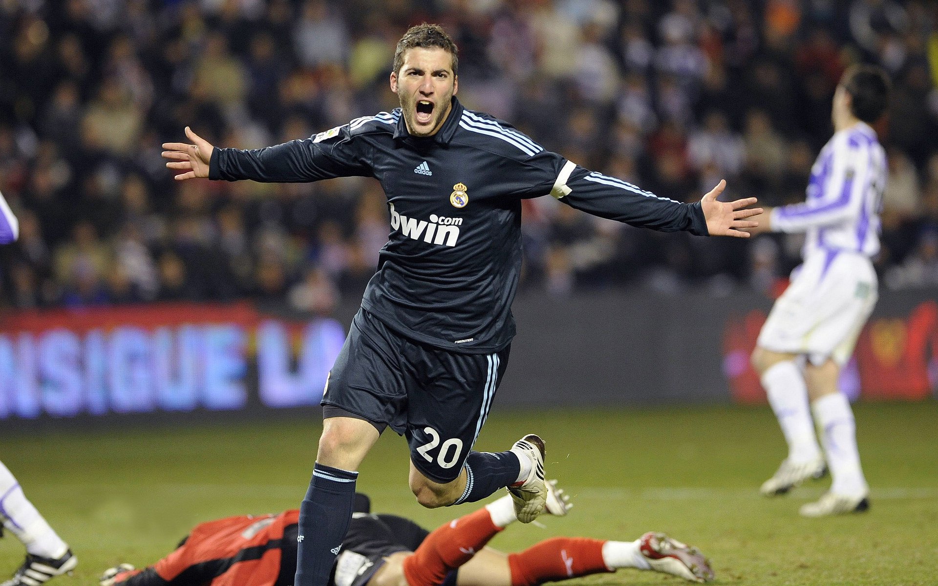 绝杀!加拿大补时掀翻欧洲红魔,卡瓦哈尔单骑摧毁比利时防线