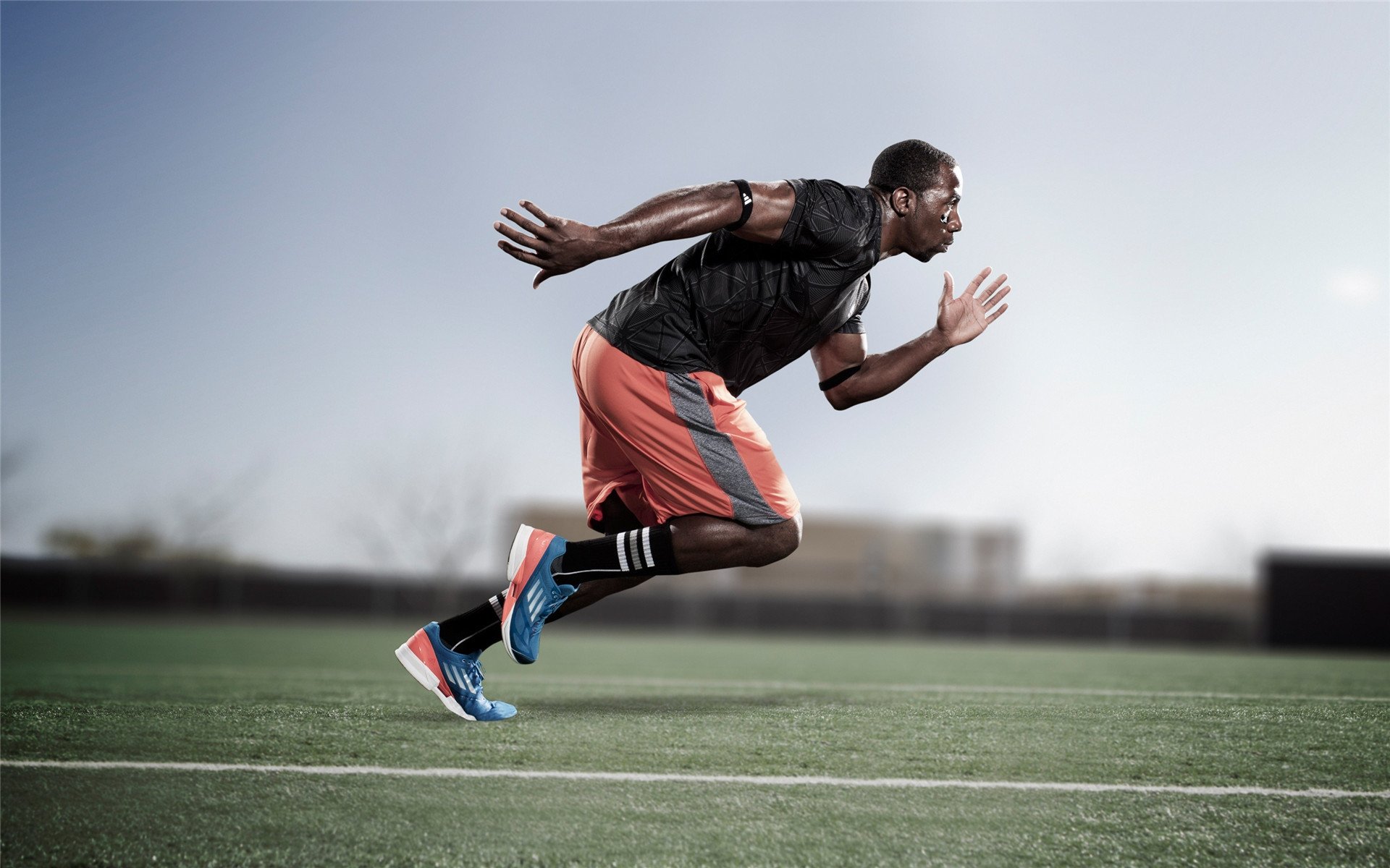 昨日重临,巴斯托尼的蓝黑火焰,与冰岛人冻结利物浦的时空回响