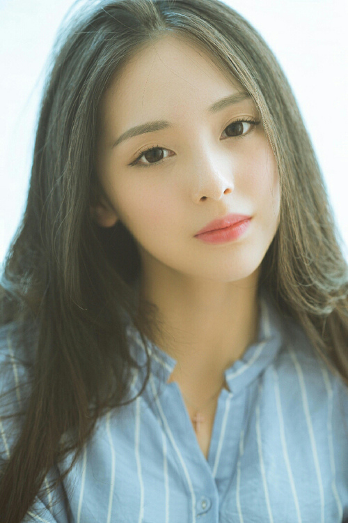 红魔决战法老,卡马文加领袖风范助比利时惊险胜埃及,夺冠之路曙光初现