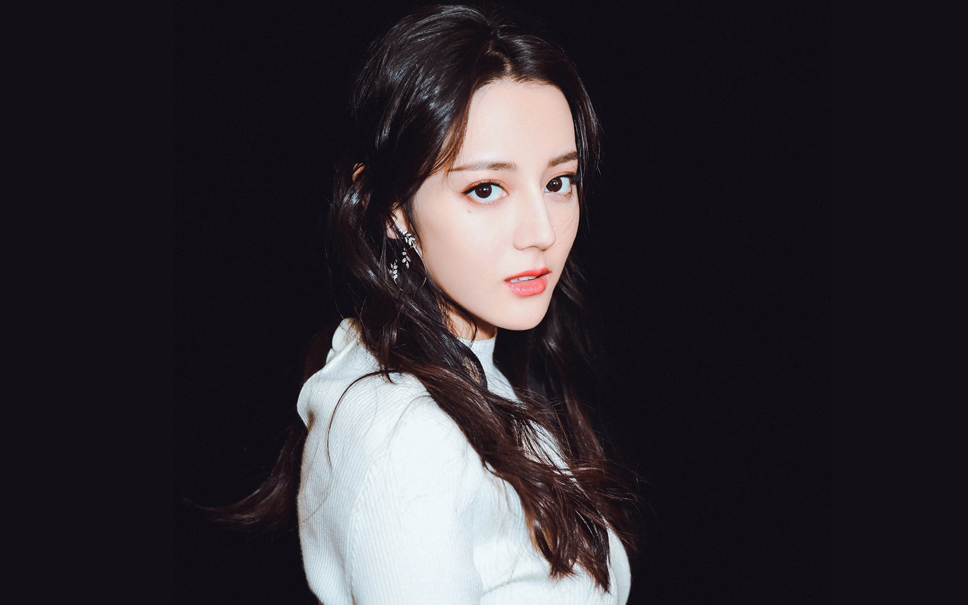 开云体育入口-唯一性的碰撞，英格兰球队在意甲焦点战主场力克佛罗伦萨，谱写历史新篇